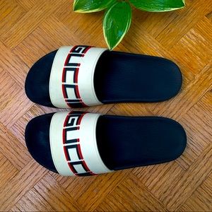 Gucci slides SZ8